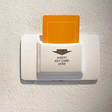 Are hotel keys NFC or RFID?